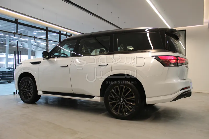 2025 انفينيتي كيو اكس 80