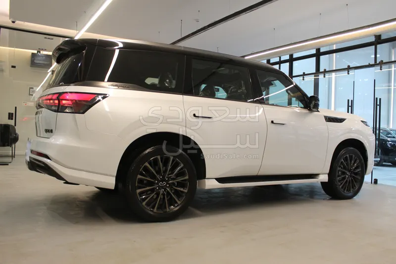 2025 انفينيتي كيو اكس 80