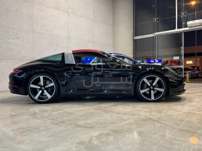 2023 بورش 911 تارجا4