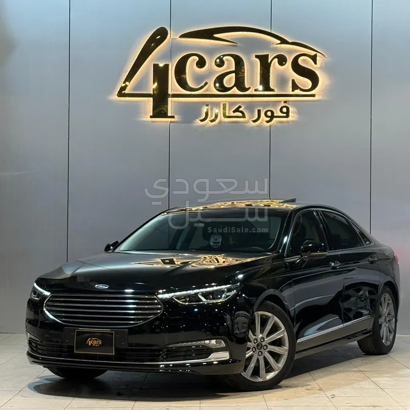 2022 فورد توروس تايتينيوم