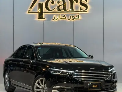 2022 فورد توروس تايتينيوم