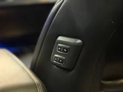 2022 فورد توروس تايتينيوم