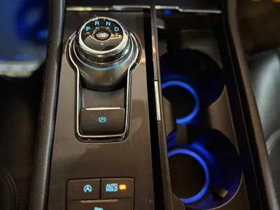 2022 فورد توروس تايتينيوم