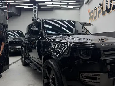 2025 لاند روفر ديفيندر اتش اس اي