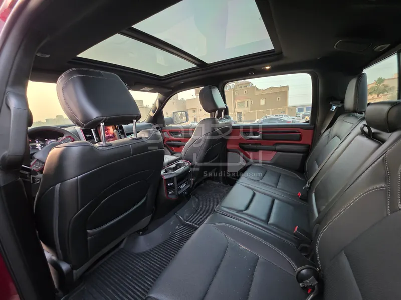 2025 دودج رام ريبل