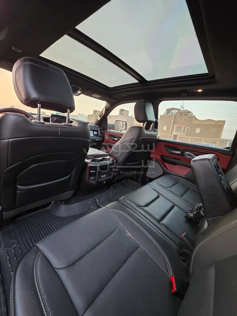 2025 دودج رام ريبل