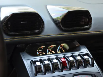 2015 لمبرجيني هوراكان ال بي 610-4