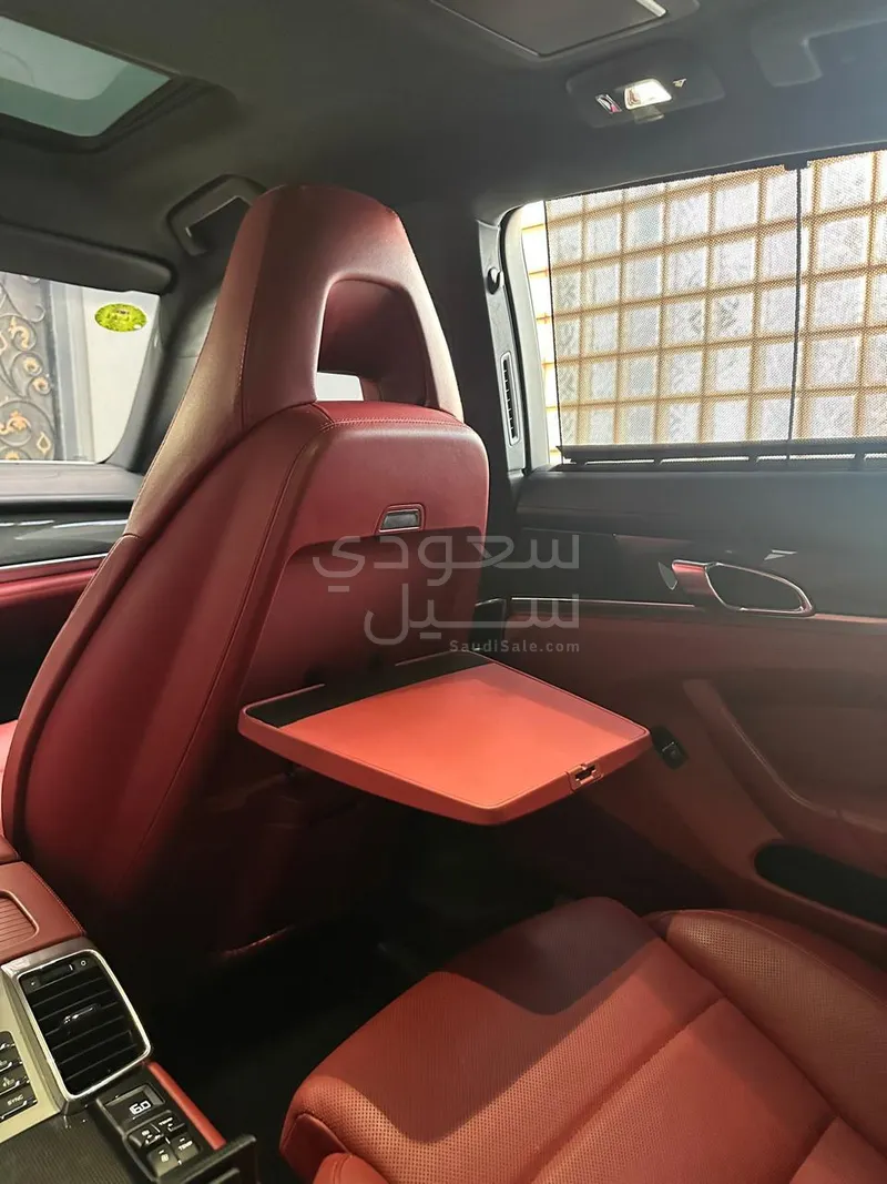 2014 بورش بانميرا 4 اس اكسيكيتف