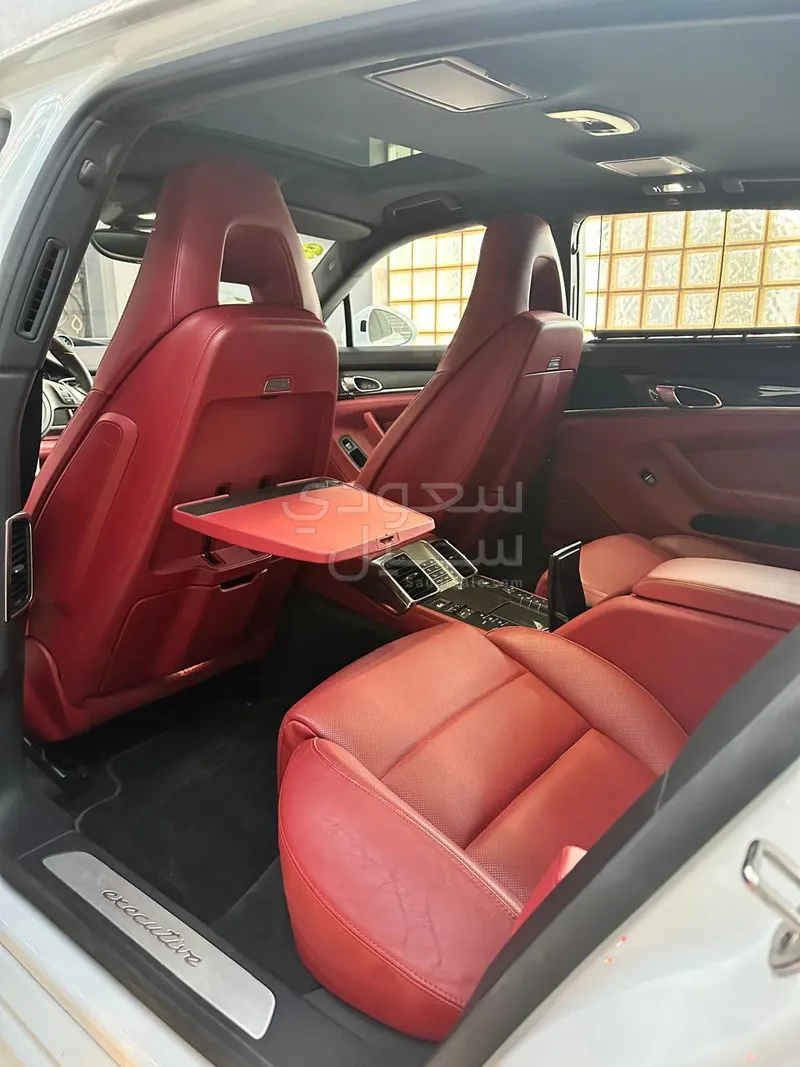 2014 بورش بانميرا 4 اس اكسيكيتف