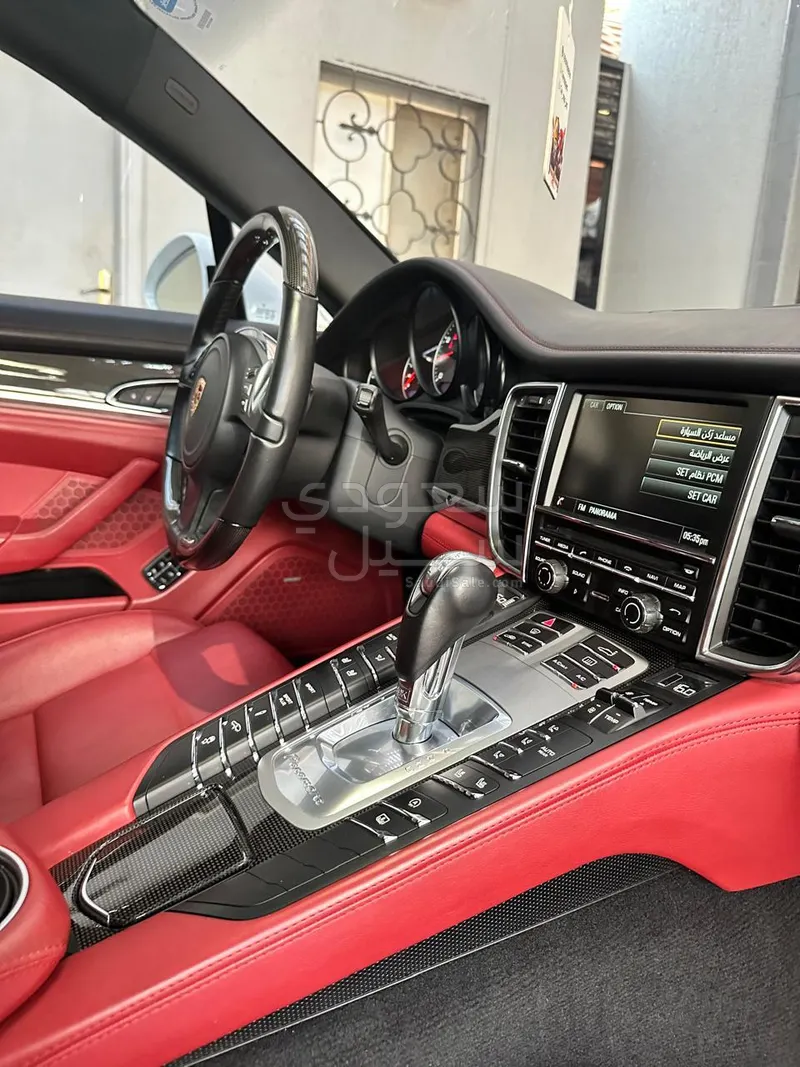 2014 بورش بانميرا 4 اس اكسيكيتف