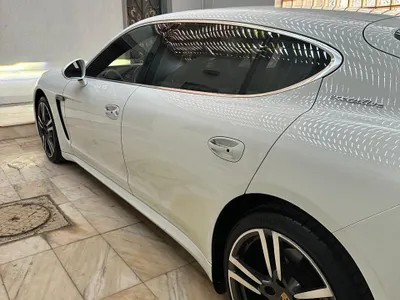 2014 بورش بانميرا 4 اس اكسيكيتف