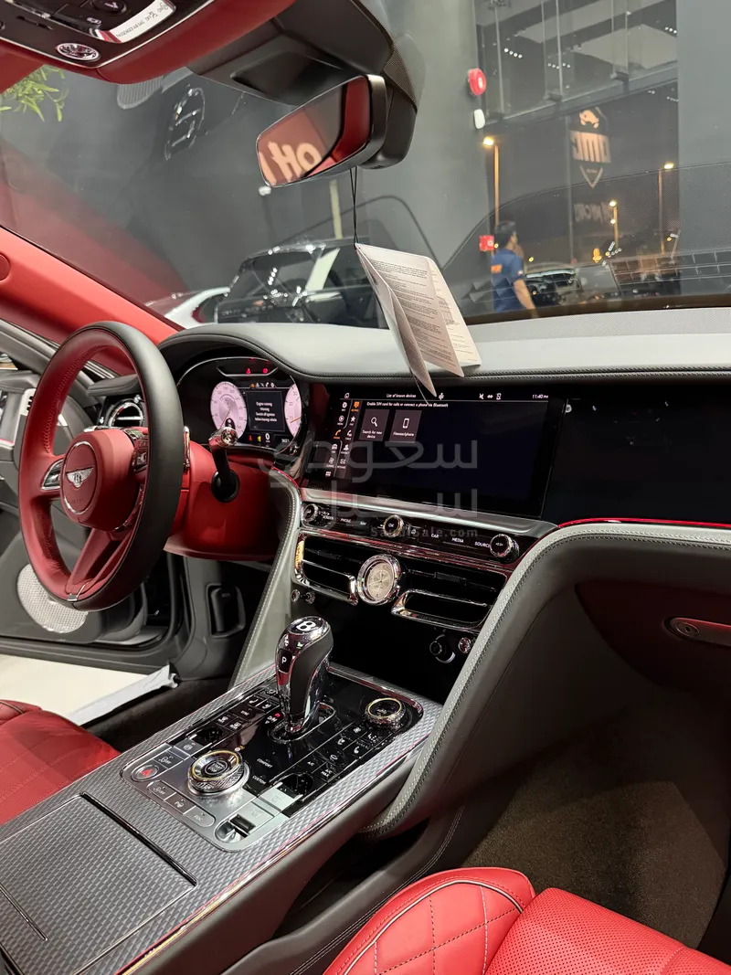 2024 بنتلي كونتيننتل فلاينج سبير مولينر
