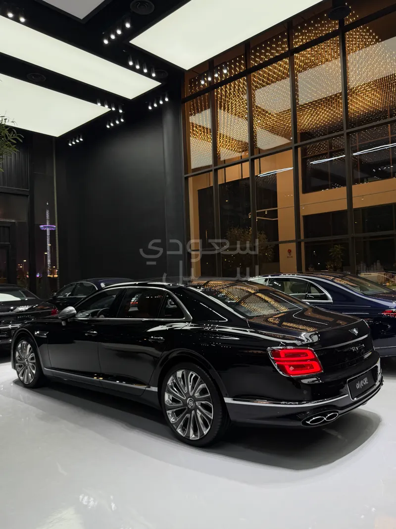 2024 بنتلي كونتيننتل فلاينج سبير مولينر