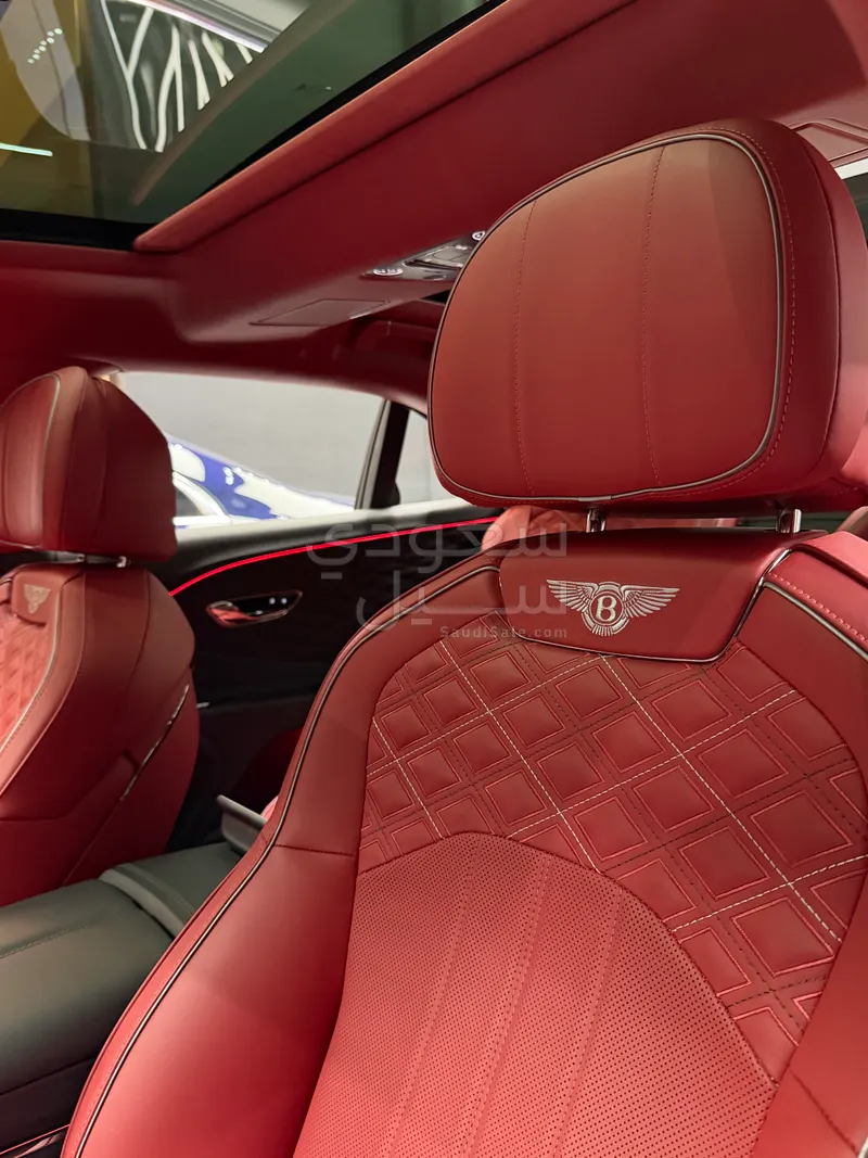 2024 بنتلي كونتيننتل فلاينج سبير مولينر