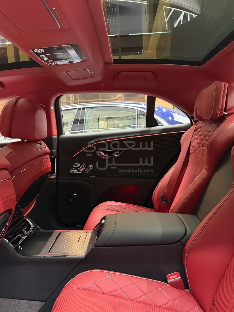 2024 بنتلي كونتيننتل فلاينج سبير مولينر