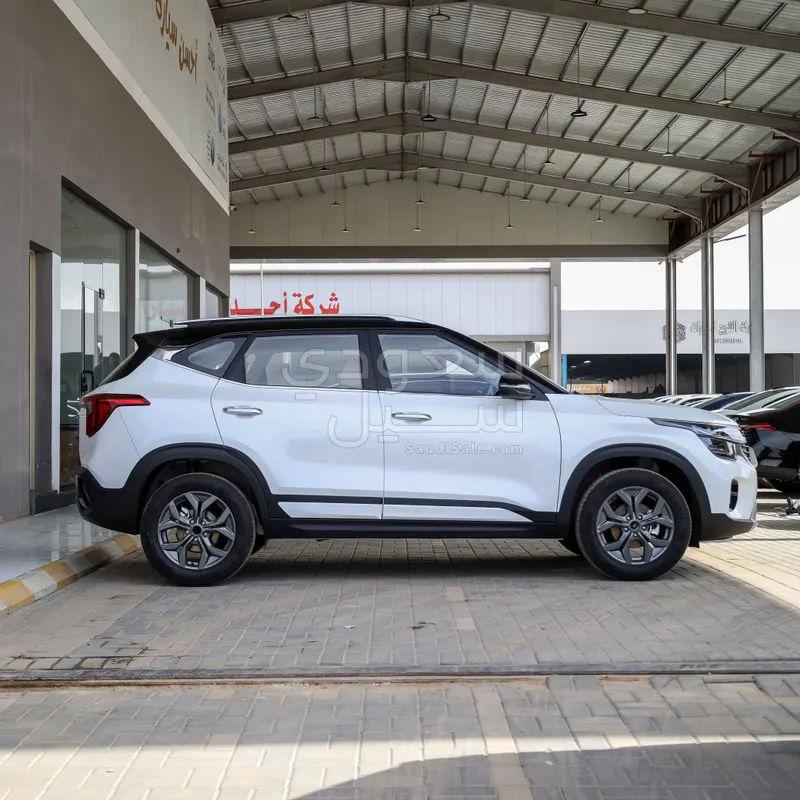 2025 كيا سيلتوس