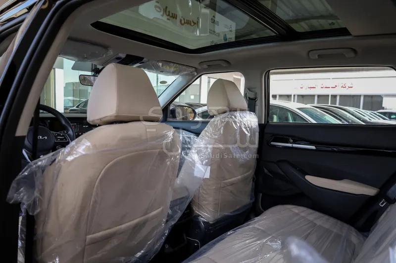 2025 كيا سيلتوس