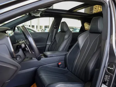 2023 لكزس أر إكس 350 إف