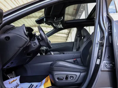 2023 لكزس أر إكس 350 إف