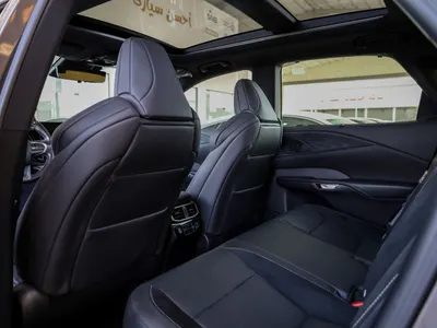 2023 لكزس أر إكس 350 إف