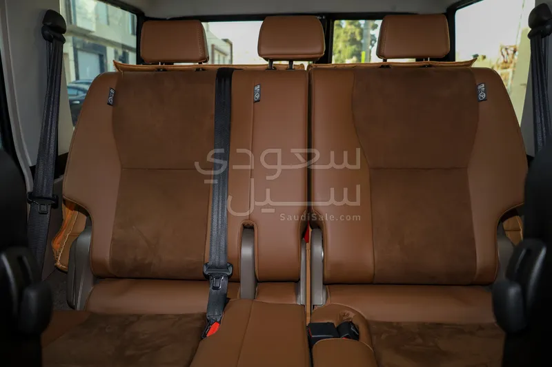 2025 تويوتا لاند كروزر ربع ال اكس