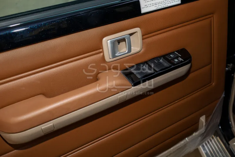 2025 تويوتا لاند كروزر ربع ال اكس