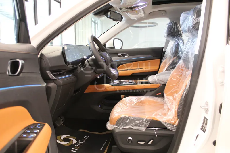 2026 فورد تيريتوري تيتانيوم بلس