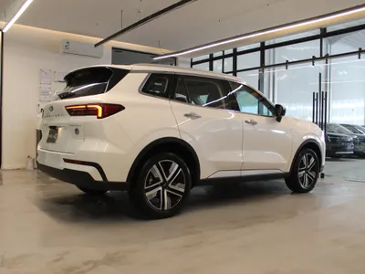 2026 فورد تيريتوري تيتانيوم بلس