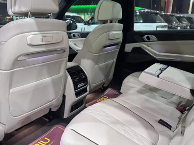 2024 بي ام دبليو الفئة اكس 7