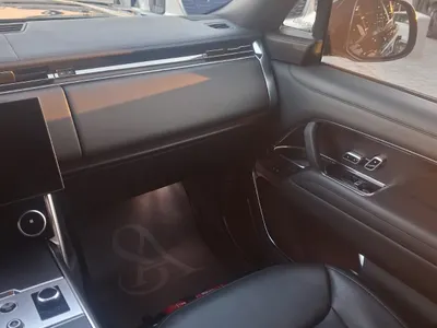 2022 لاند روفر رينج روفر اوتوبيوغرافي