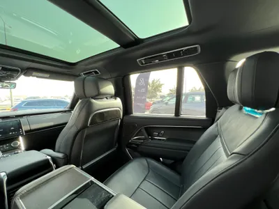 2022 لاند روفر رينج روفر اوتوبيوغرافي