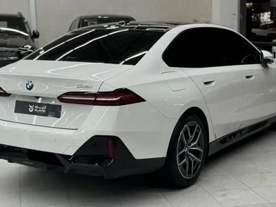 2024 بي ام دبليو الفئة الخامسة 520 أي