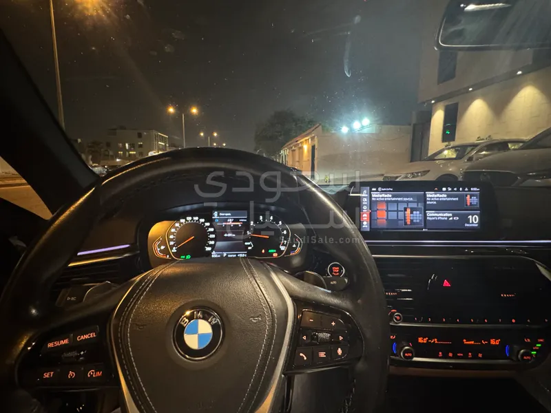 2021 بي ام دبليو الفئة الخامسة 520 أي