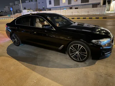 2021 بي ام دبليو الفئة الخامسة 520 أي