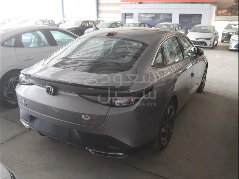 2025 شانجان ايدو بلس