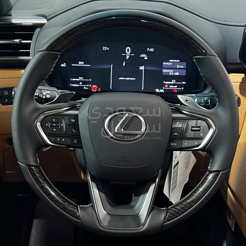 2025 لكزس إل إكس 600