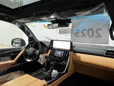 2025 لكزس إل إكس 600