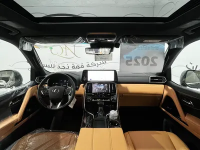 2025 لكزس إل إكس 600