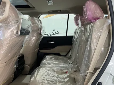 2026 تويوتا لاند كروزر جي اكس ار4