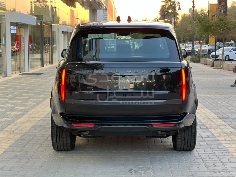 2025 لاند روفر رينج روفر اتش اس اي