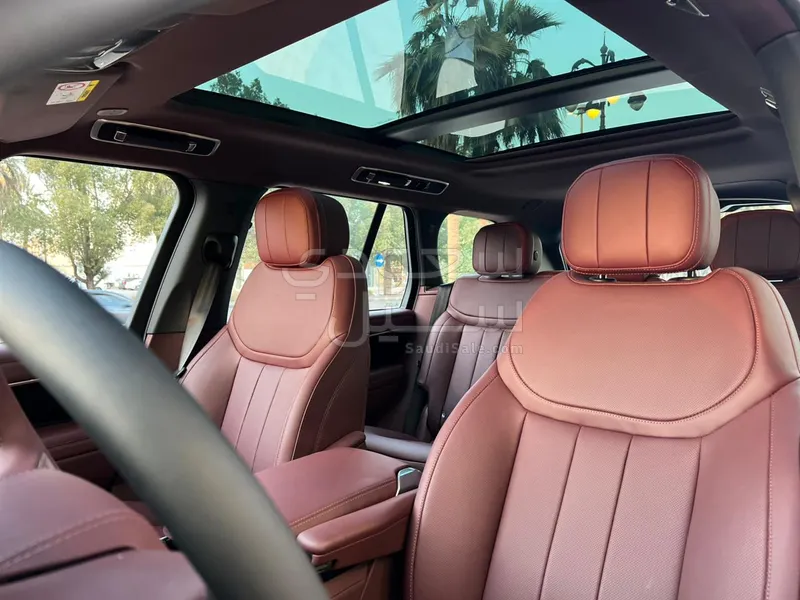 2025 لاند روفر رينج روفر اتش اس اي