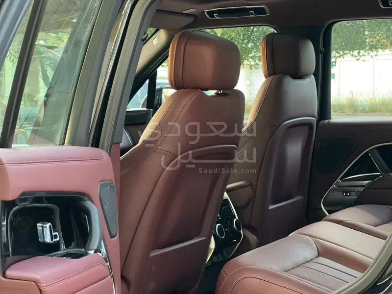 2025 لاند روفر رينج روفر اتش اس اي