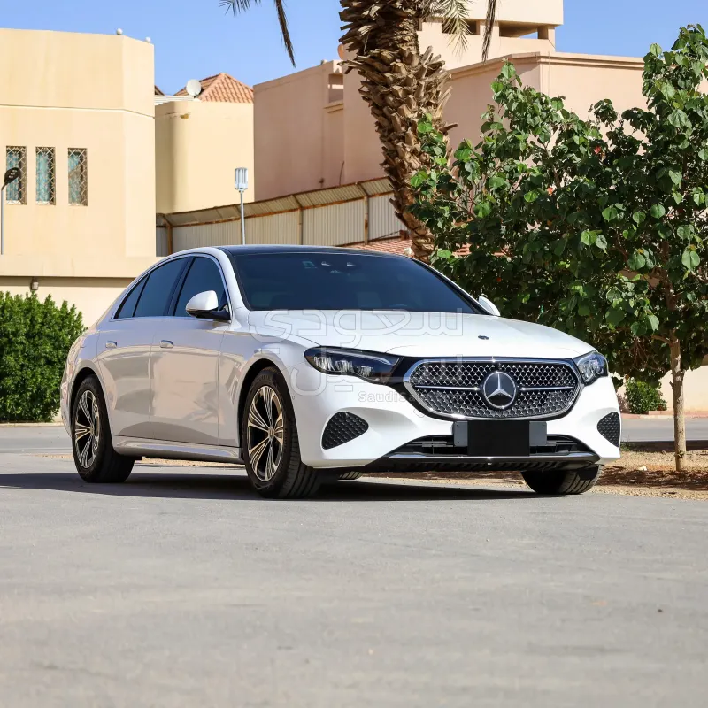 2025 مرسيدس - بنز إي 200