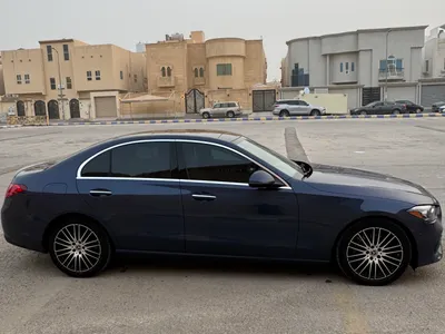 2025 مرسيدس - بنز سي 300