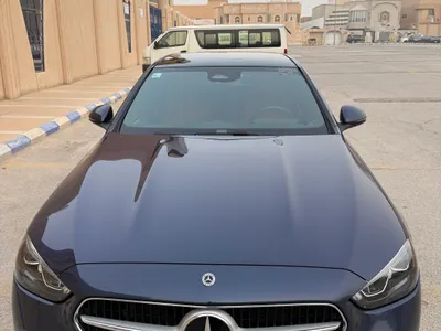 2025 مرسيدس - بنز سي 300