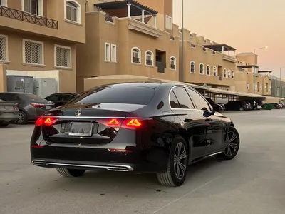 2025 مرسيدس - بنز إي 200
