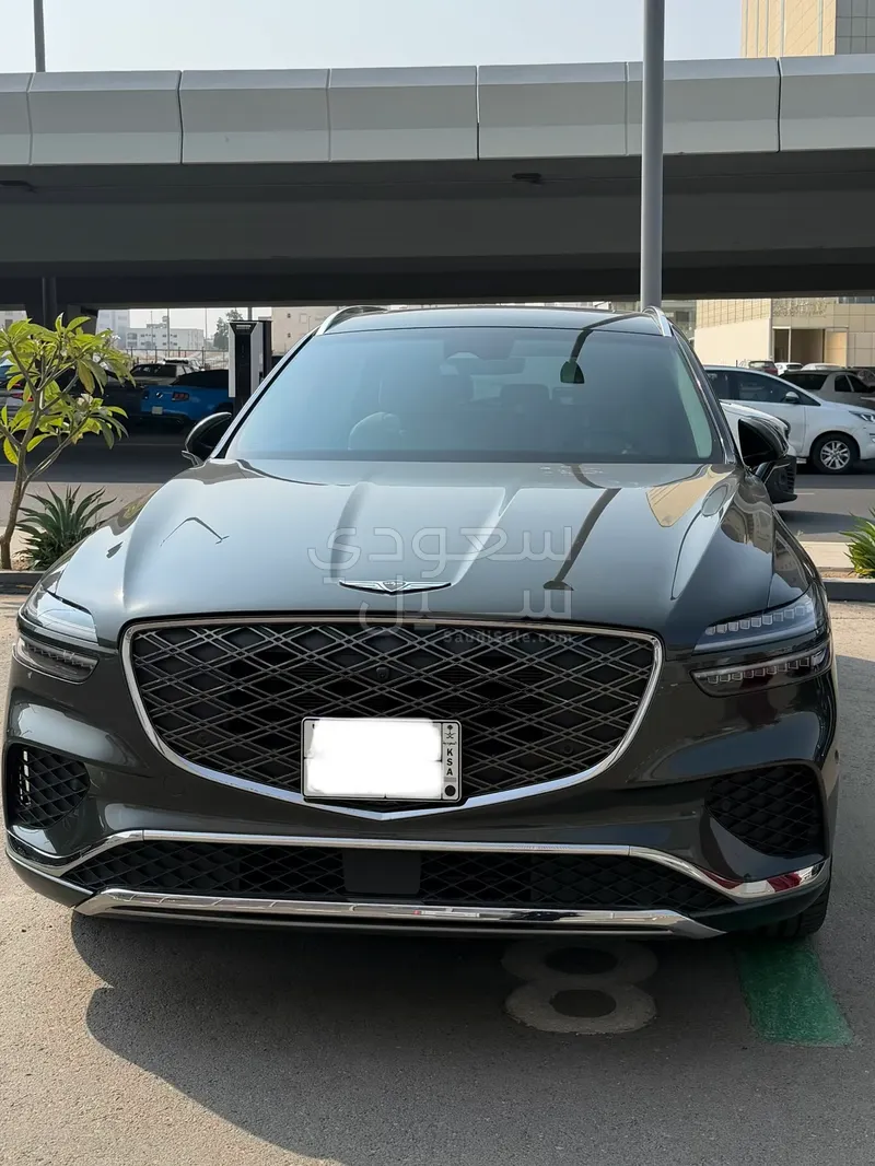 2025 جينيسيس جي في 70