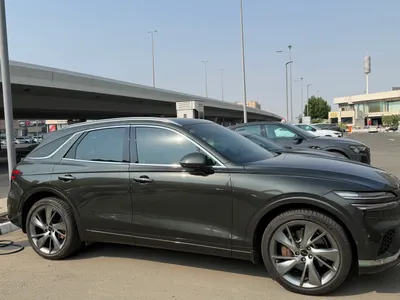 2025 جينيسيس جي في 70