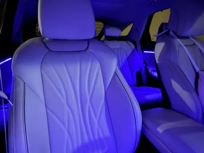 2025 جينيسيس جي في 70