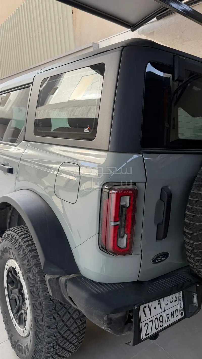 2022 فورد برونكو باد لاندس